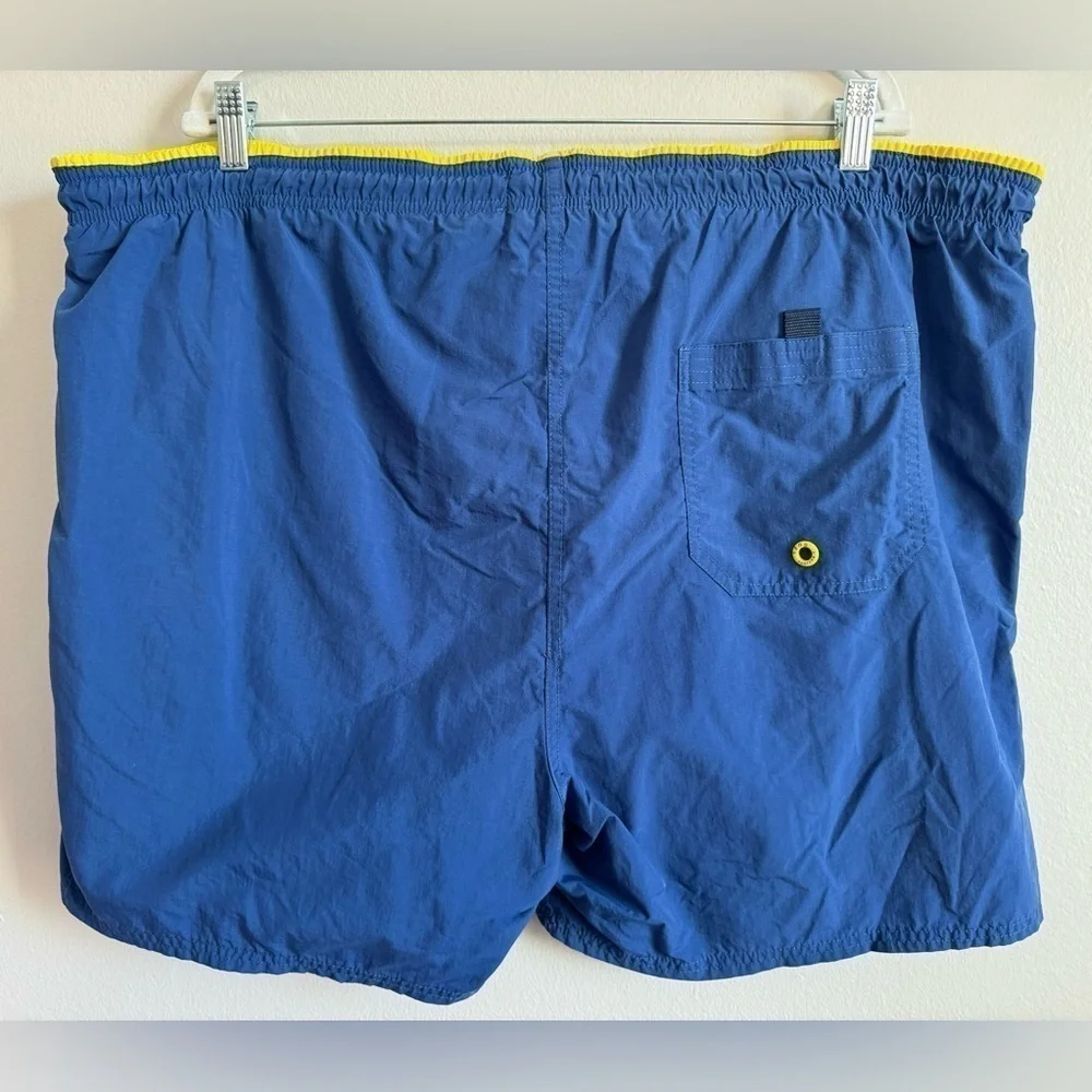 IZOD Men’s Blue and Yellow Swim Trunks Size XL